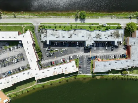 18601 NE 14th Avenue Miami FL 33179