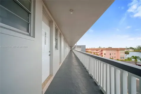 18601 NE 14th Avenue Miami FL 33179