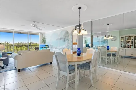 5 Bluebill Naples FL 34108