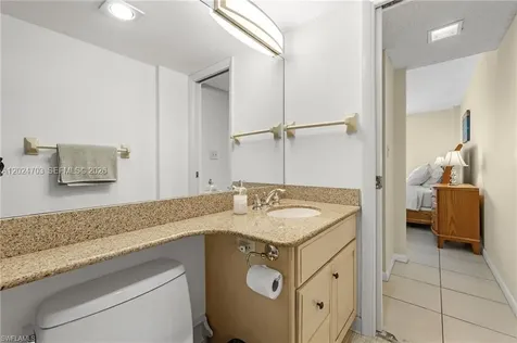 5 Bluebill Naples FL 34108