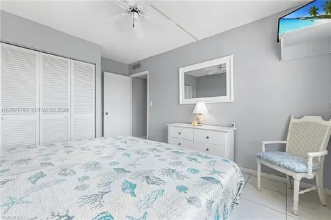 5 Bluebill Naples FL 34108