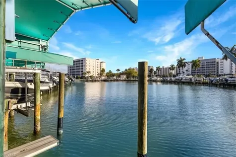 5 Bluebill Naples FL 34108