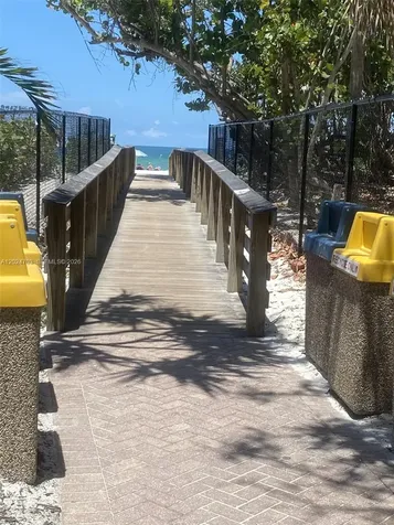 5 Bluebill Naples FL 34108