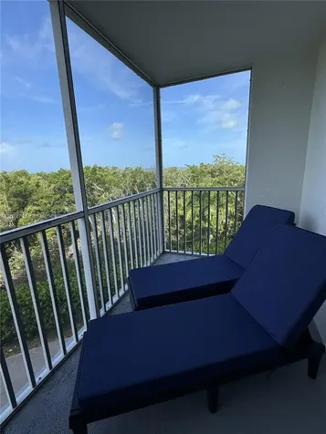 5 Bluebill Naples FL 34108