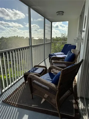 5 Bluebill Naples FL 34108