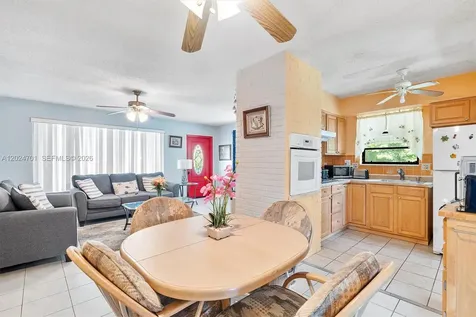 2321 Gulfstream Drive Miramar FL 33023
