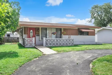 2321 Gulfstream Drive Miramar FL 33023