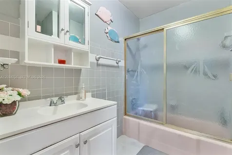 2321 Gulfstream Drive Miramar FL 33023