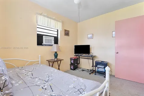 2321 Gulfstream Drive Miramar FL 33023
