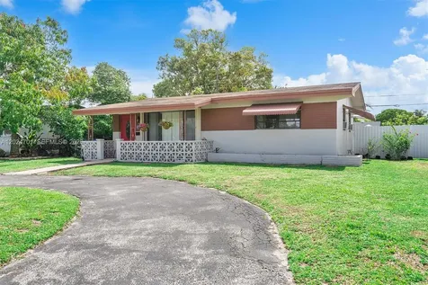 2321 Gulfstream Drive Miramar FL 33023