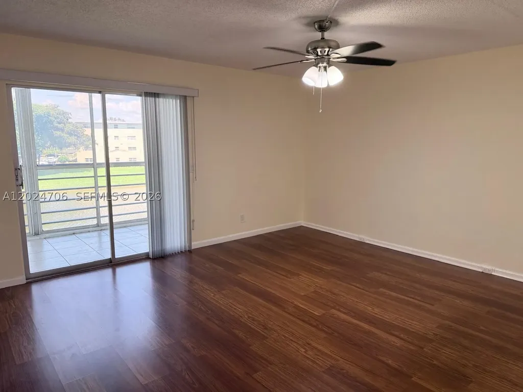 3069 Cornwall D Boca Raton FL 33434
