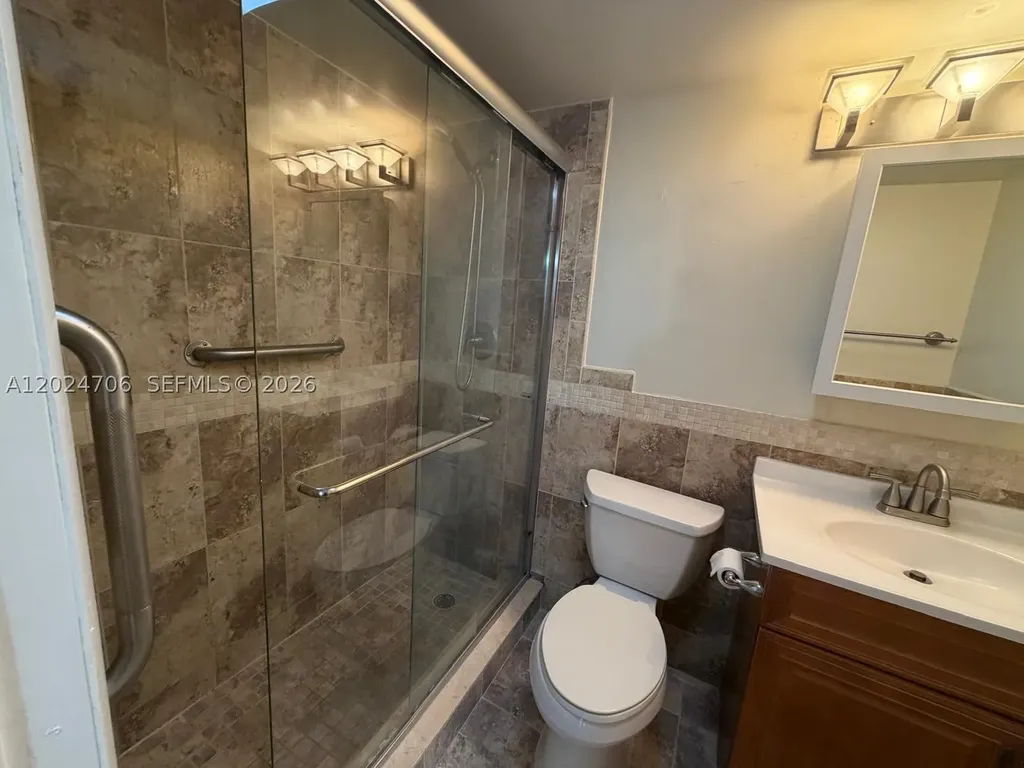 3069 Cornwall D Boca Raton FL 33434