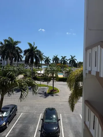 3069 Cornwall D Boca Raton FL 33434
