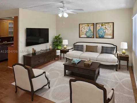 3069 Cornwall D Boca Raton FL 33434