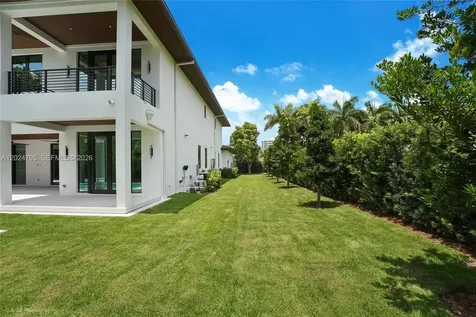 9405 SW 72nd Court Pinecrest FL 33156