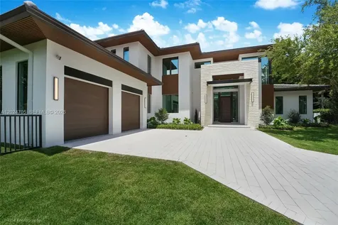 9405 SW 72nd Court Pinecrest FL 33156