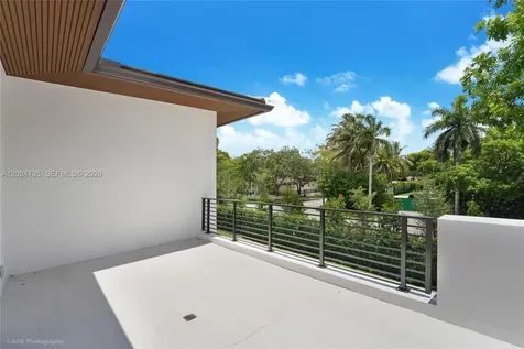 9405 SW 72nd Court Pinecrest FL 33156