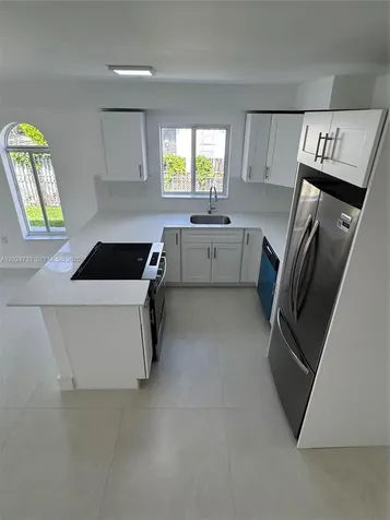 3305 SW 28st Miami FL 33133