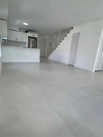 3305 SW 28st Miami FL 33133