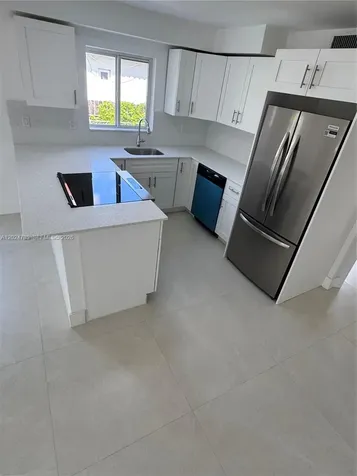 3305 SW 28st Miami FL 33133