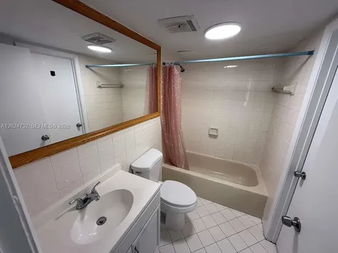 6278 W 22nd Court Hialeah FL 33016