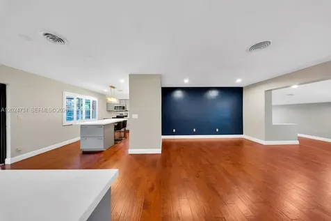 9800 SW 76th Street Miami FL 33173