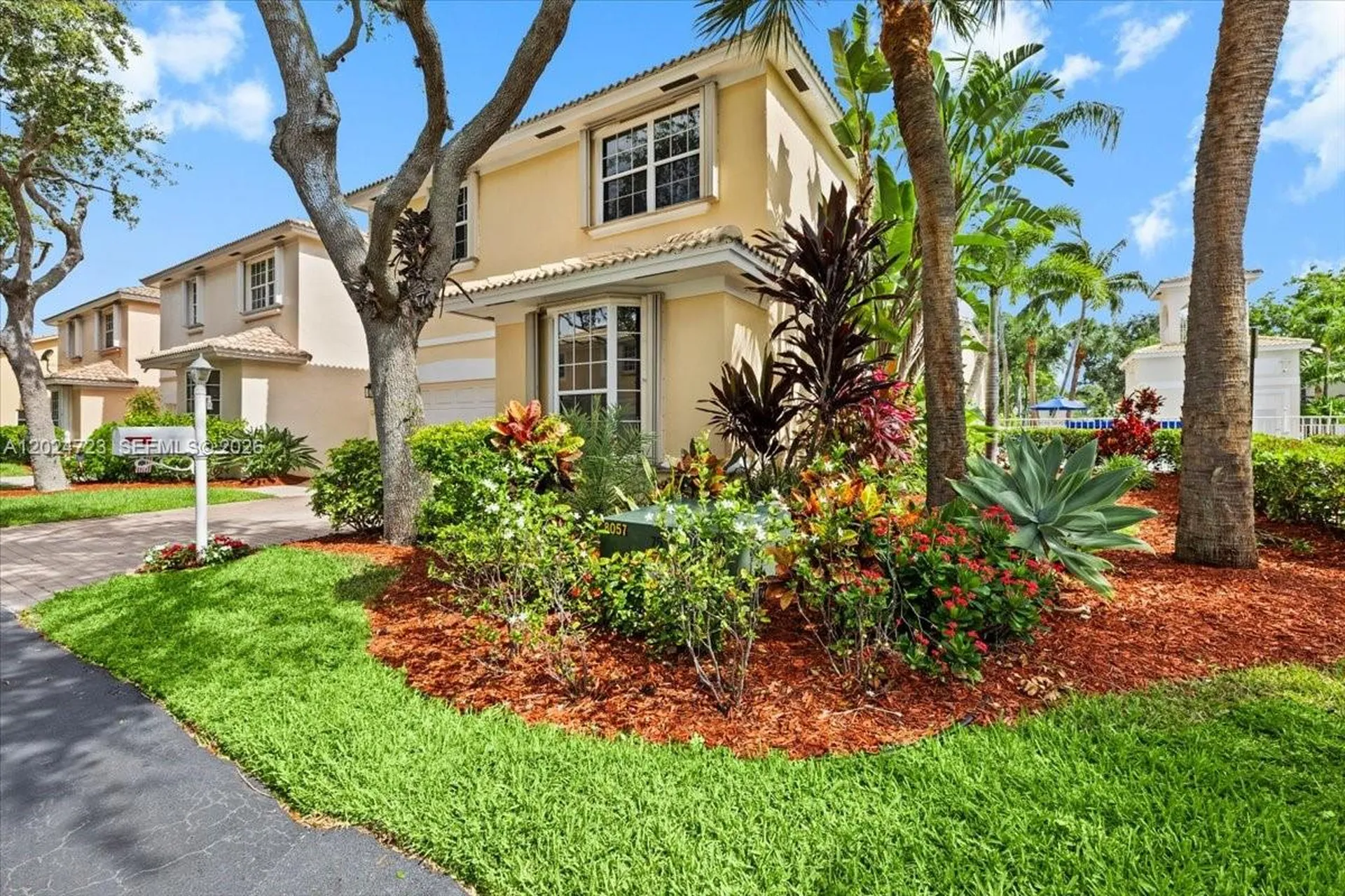 1241 Grant Street Hollywood FL 33019