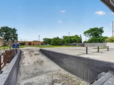 2955 NW 75th Street Miami FL 33147