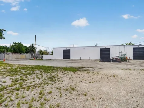 2955 NW 75th Street Miami FL 33147