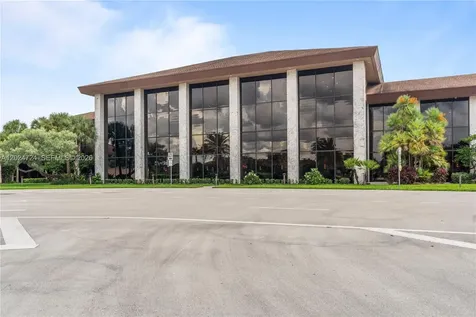 850 SW 133rd Terrace Pembroke Pines FL 33027
