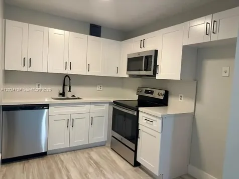 850 SW 133rd Terrace Pembroke Pines FL 33027