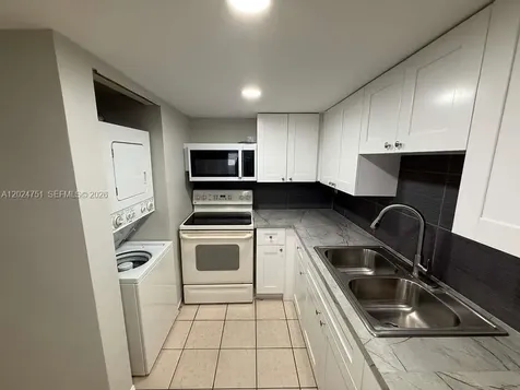 10000 NW 80th Court Hialeah Gardens FL 33016