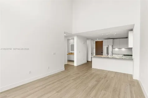 3034 Oak Avenue Miami FL 33133