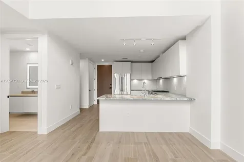 3034 Oak Avenue Miami FL 33133