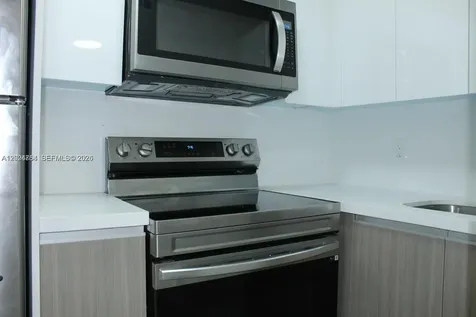 899 West Avenue Miami Beach FL 33139