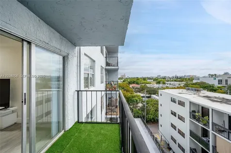 899 West Avenue Miami Beach FL 33139
