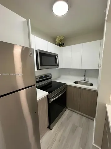 899 West Avenue Miami Beach FL 33139