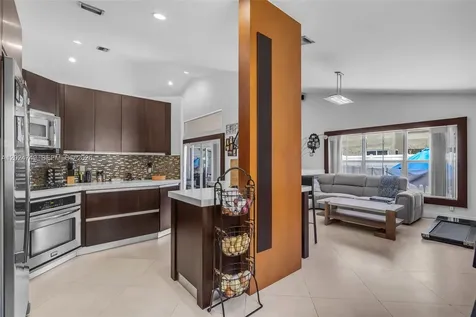 632 Carrington Lane Weston FL 33326