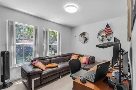 632 Carrington Lane Weston FL 33326
