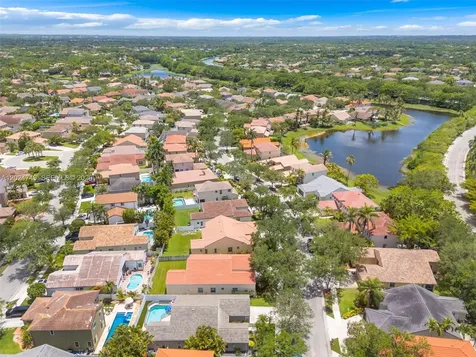 632 Carrington Lane Weston FL 33326