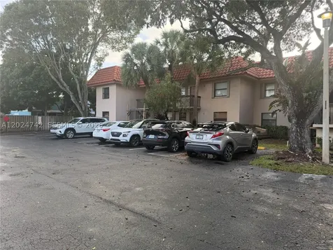 15718 E Waterside Circle Sunrise FL 33326