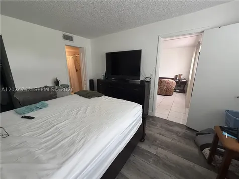 15718 E Waterside Circle Sunrise FL 33326