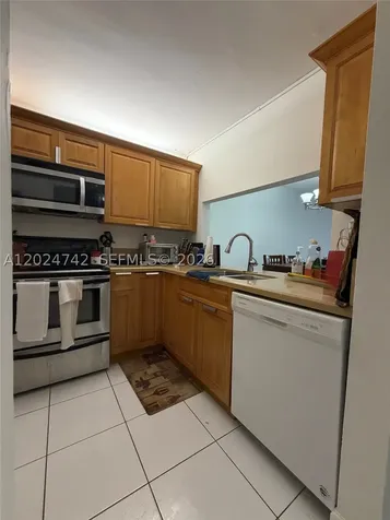 15718 E Waterside Circle Sunrise FL 33326