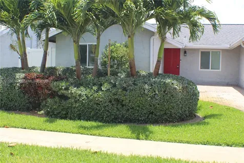 1317 SW 82nd Avenue North Lauderdale FL 33068