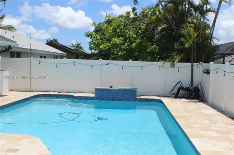 1317 SW 82nd Avenue North Lauderdale FL 33068