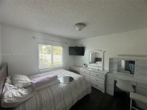 1317 SW 82nd Avenue North Lauderdale FL 33068