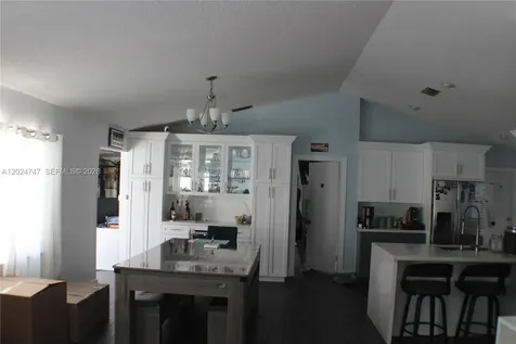1317 SW 82nd Avenue North Lauderdale FL 33068
