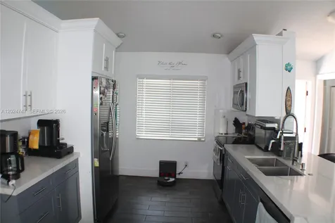 1317 SW 82nd Avenue North Lauderdale FL 33068