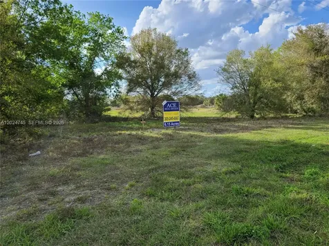1527 N Highway 17 Unincorporated Dade FL 34266