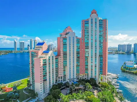 3370 Hidden Bay Drive Aventura FL 33180